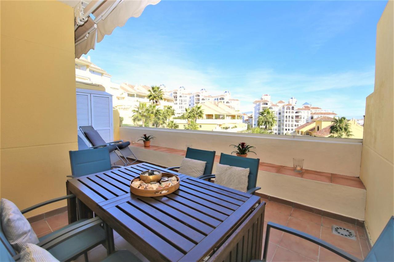 Apartment Pedro Естепона Екстериор снимка