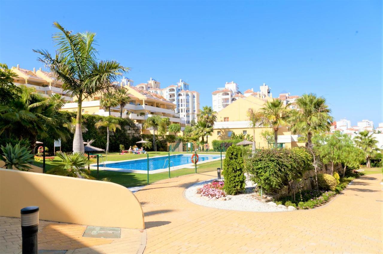 Apartment Pedro Естепона Екстериор снимка