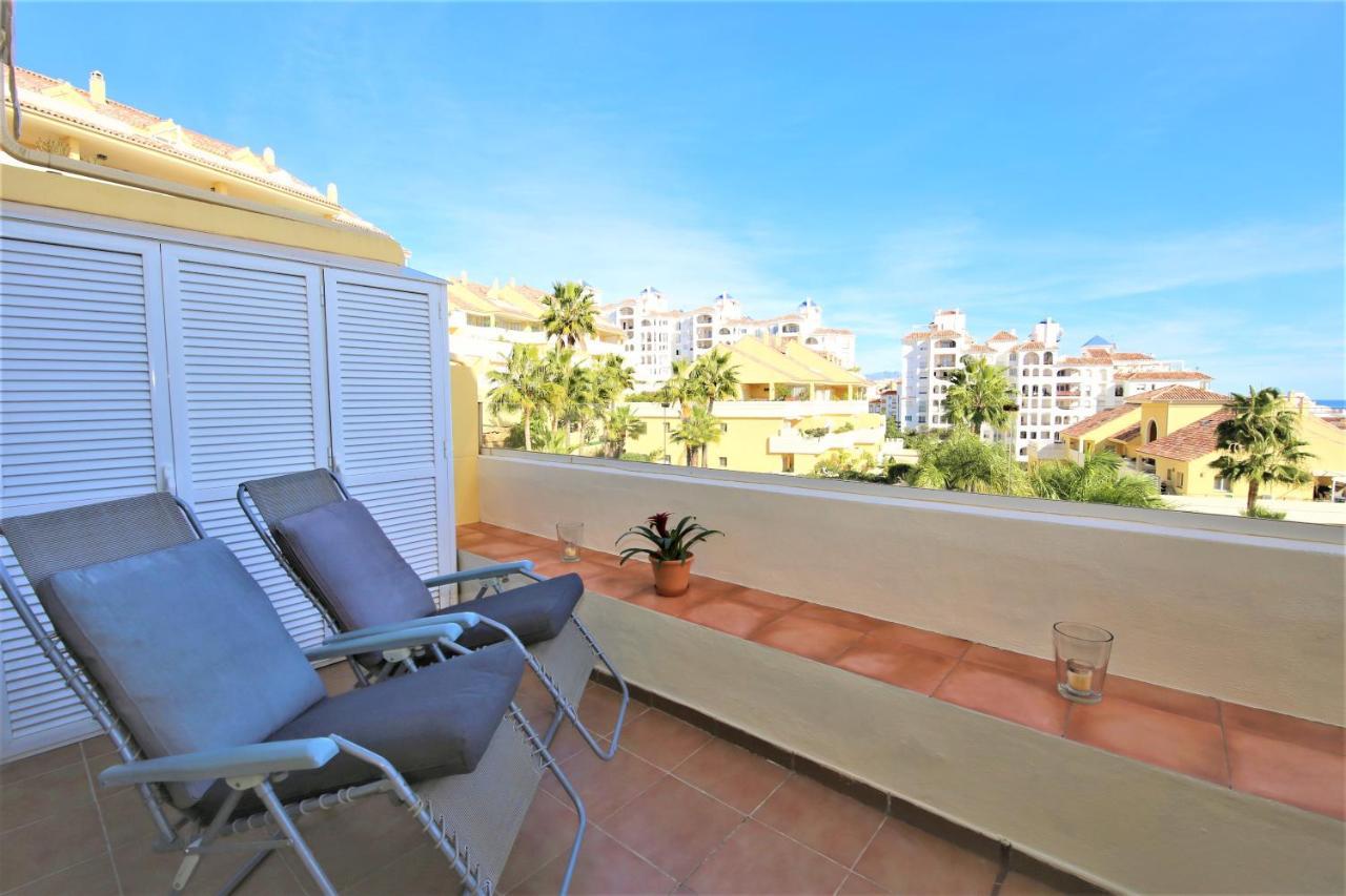Apartment Pedro Естепона Екстериор снимка